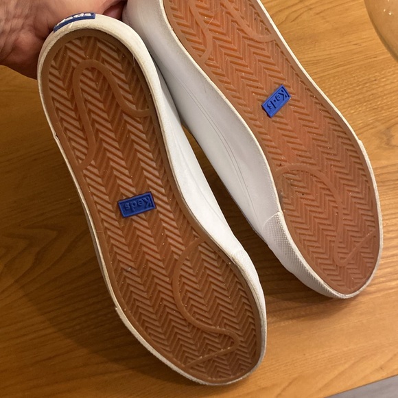 Women’s KEDS  white sneakers - Picture 4 of 5